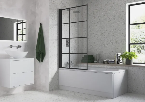 Novello 800 x 1500mm Single Straight Bath Screen (6mm) - Black Framed