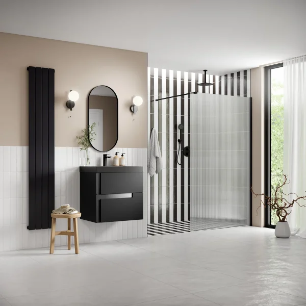 Poseidon Kavora 800mm Fluted Wetroom Panel & Support Arm - Black